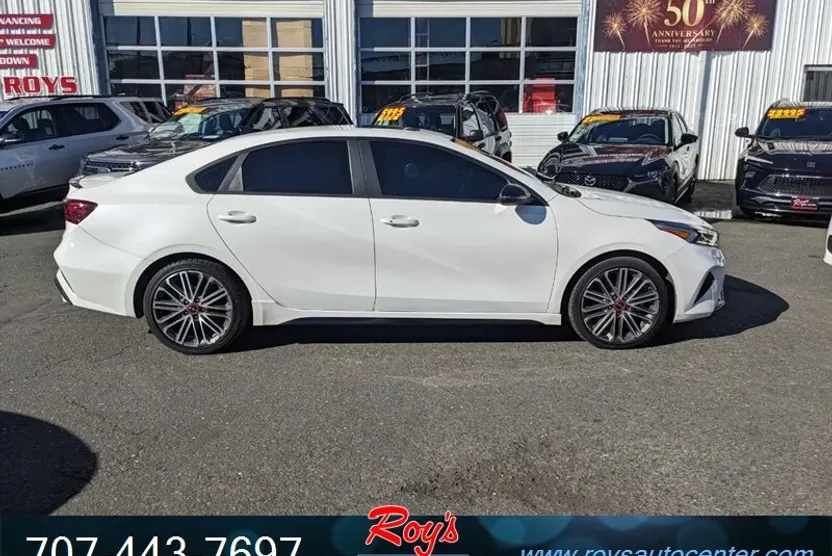 2022 Kia Forte GT photo 1