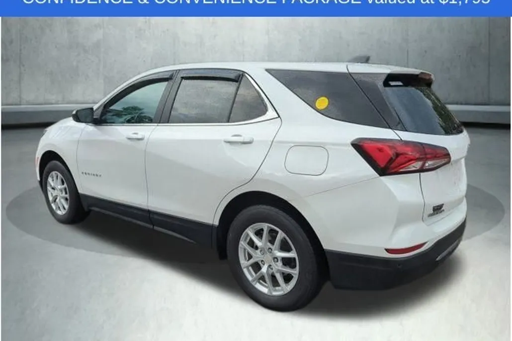 2022 Chevrolet Equinox LT photo 1