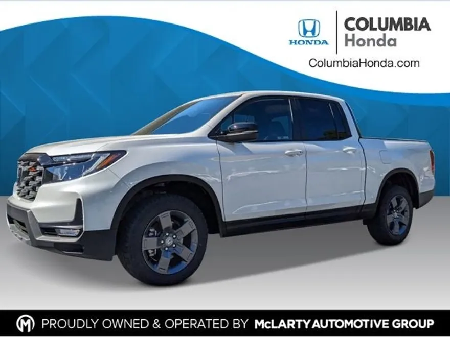 2025 Honda Ridgeline TrailSport photo 1