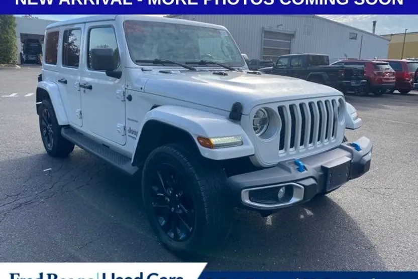 2022 Jeep Wrangler Unlimited Sahara 4xe photo 1