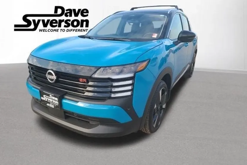 2026 Nissan Kicks SR photo 1