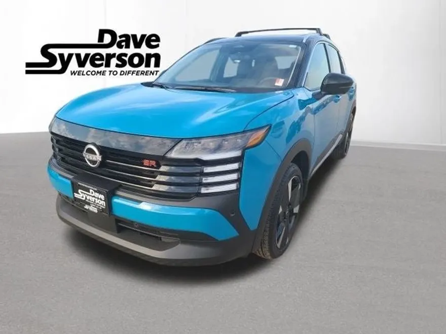 2026 Nissan Kicks SR photo 1