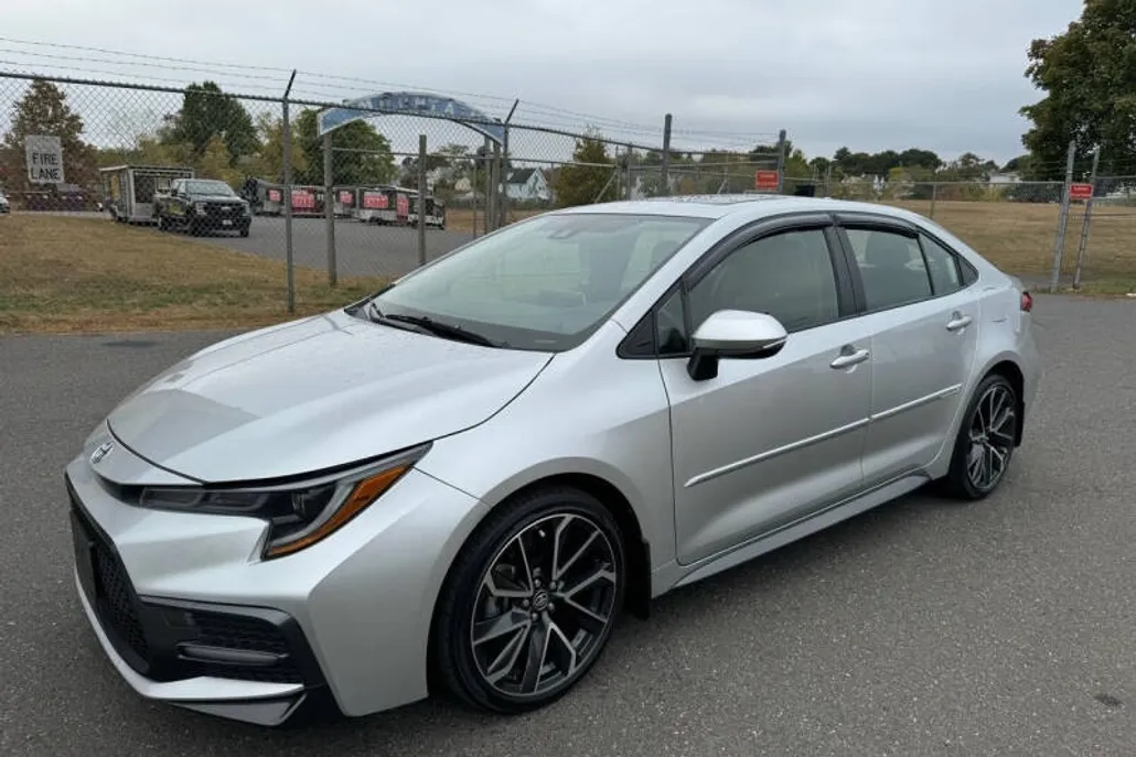 2020 Toyota Corolla XSE photo 1
