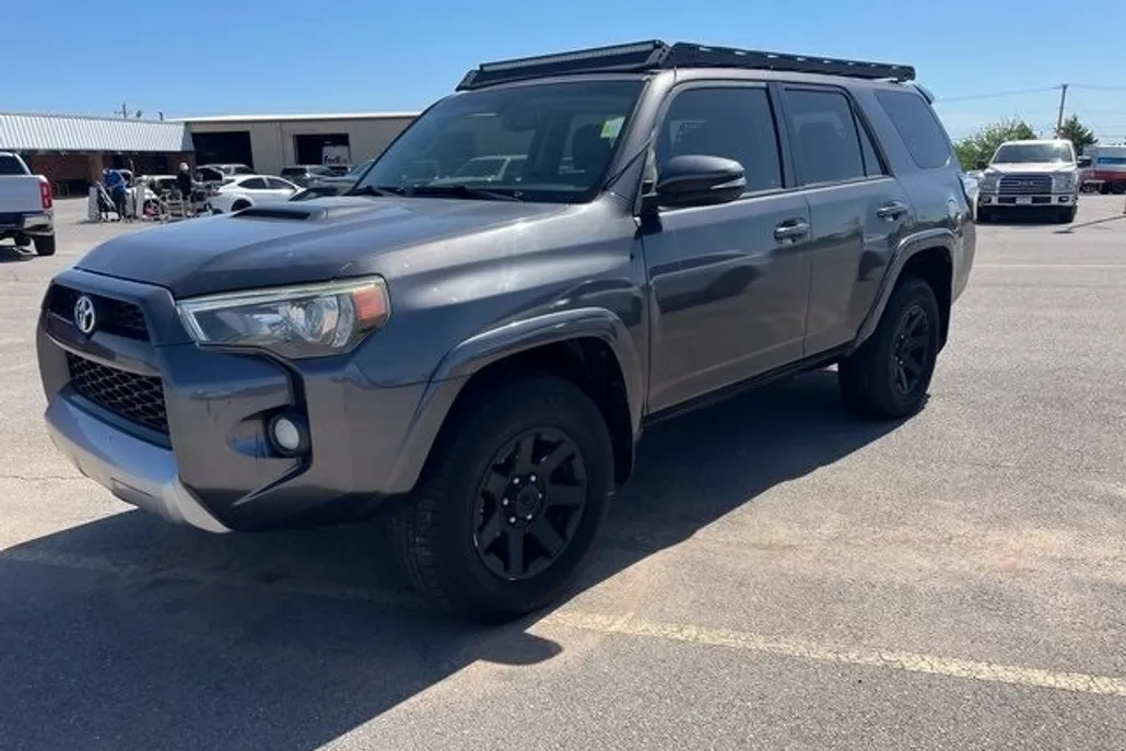 2015 Toyota 4Runner Trail Premium photo 1