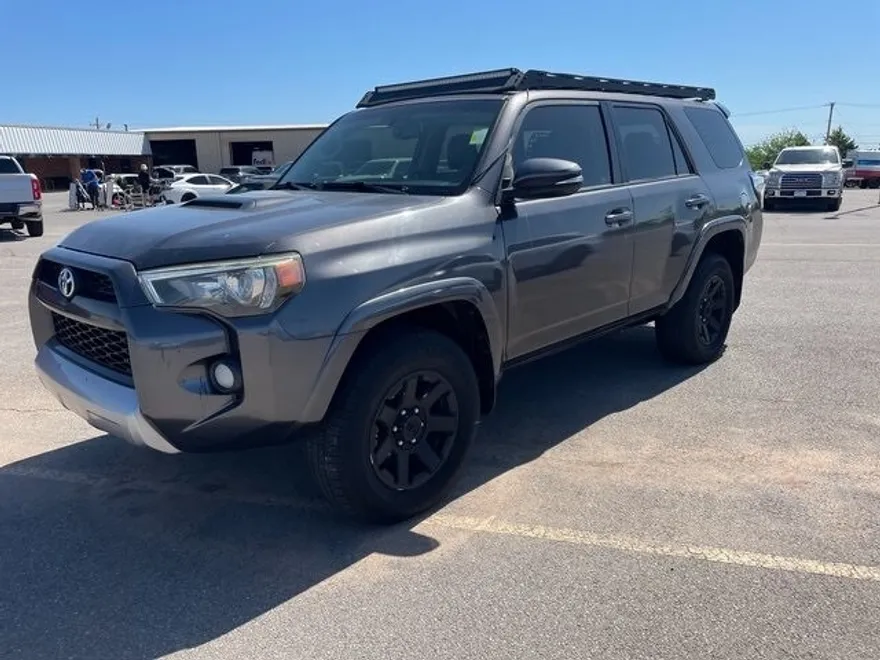 2015 Toyota 4Runner Trail Premium photo 1