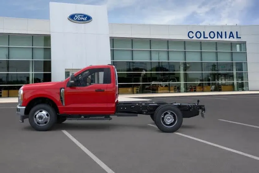 2026 Ford F-350 XL photo 1