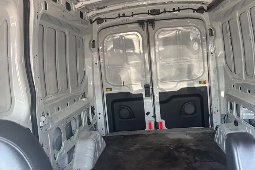 2020 Ford Transit Cargo Van photo 1