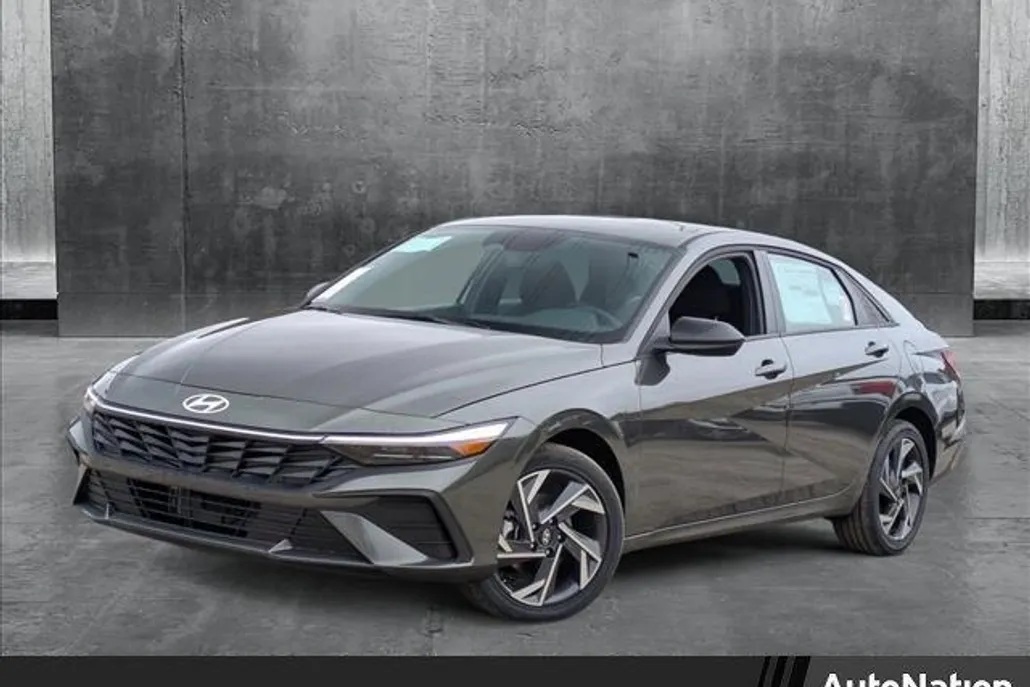 2025 Hyundai Elantra Hybrid SEL Sport photo 1