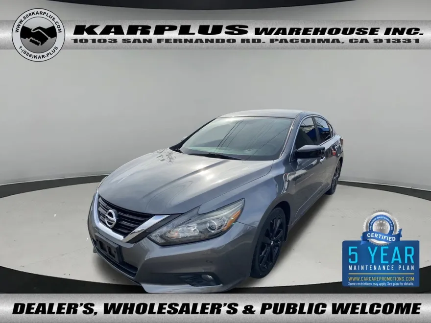 2017 Nissan Altima 2.5 SR photo 1