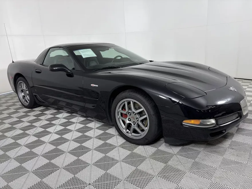 2003 Chevrolet Corvette Z06 Hardtop photo 1