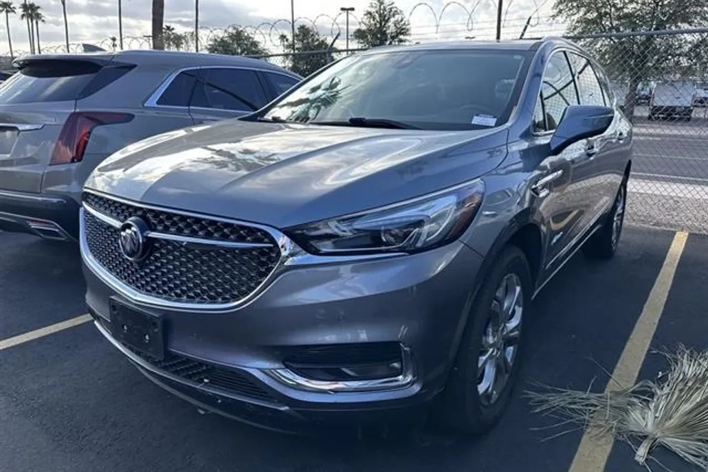 2020 Buick Enclave Avenir photo 1