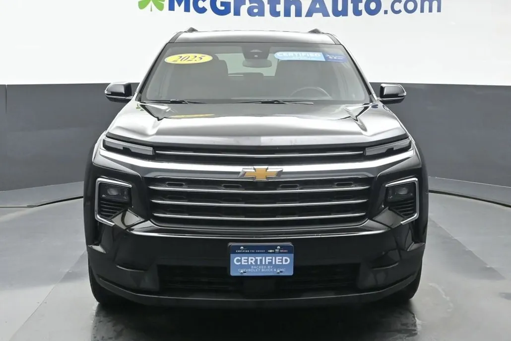 2025 Chevrolet Traverse photo 1