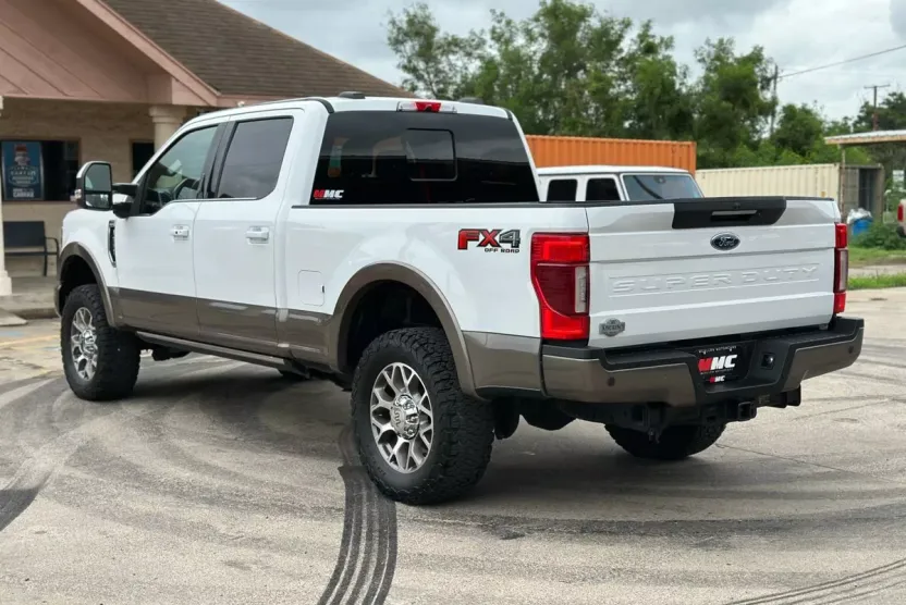 2020 Ford F-250 photo 1