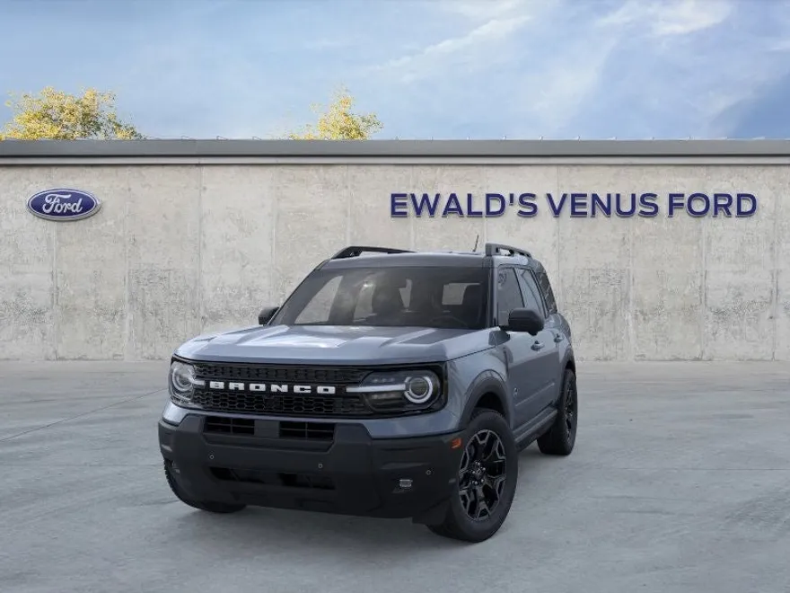 2025 Ford Bronco Sport Outer Banks photo 1