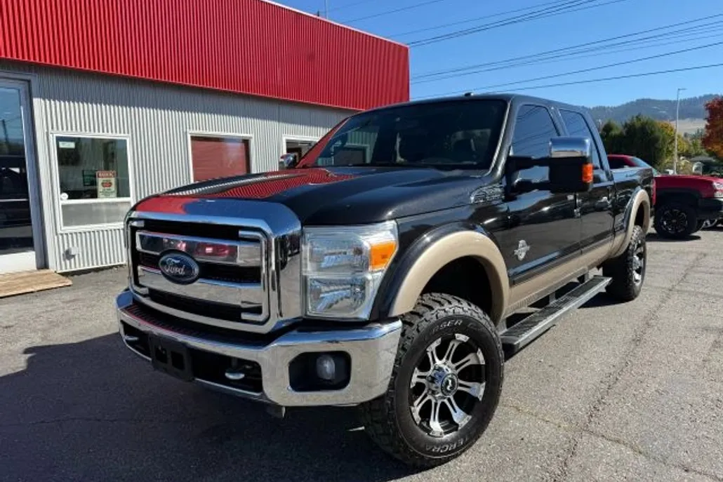 2011 Ford F-350 Lariat photo 1
