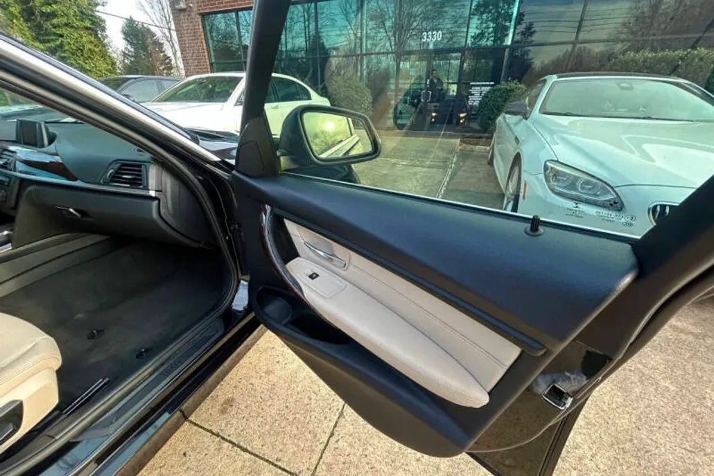 2015 Bmw 328i photo 1