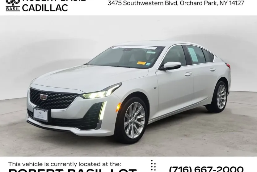 2023 Cadillac CT5 Luxury photo 1