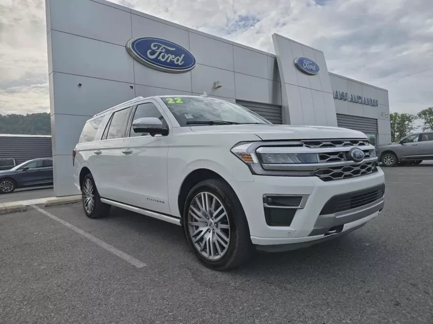 2022 Ford Expedition MAX Platinum photo 1