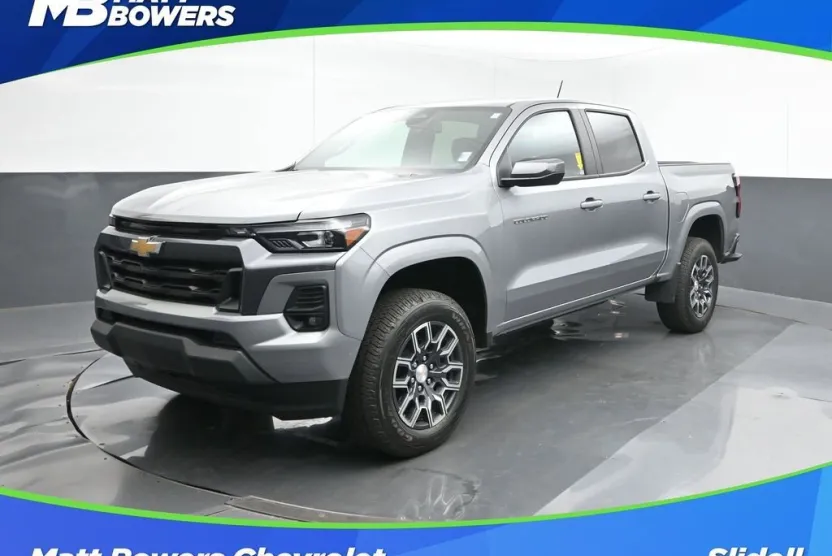 2024 Chevrolet Colorado LT photo 1