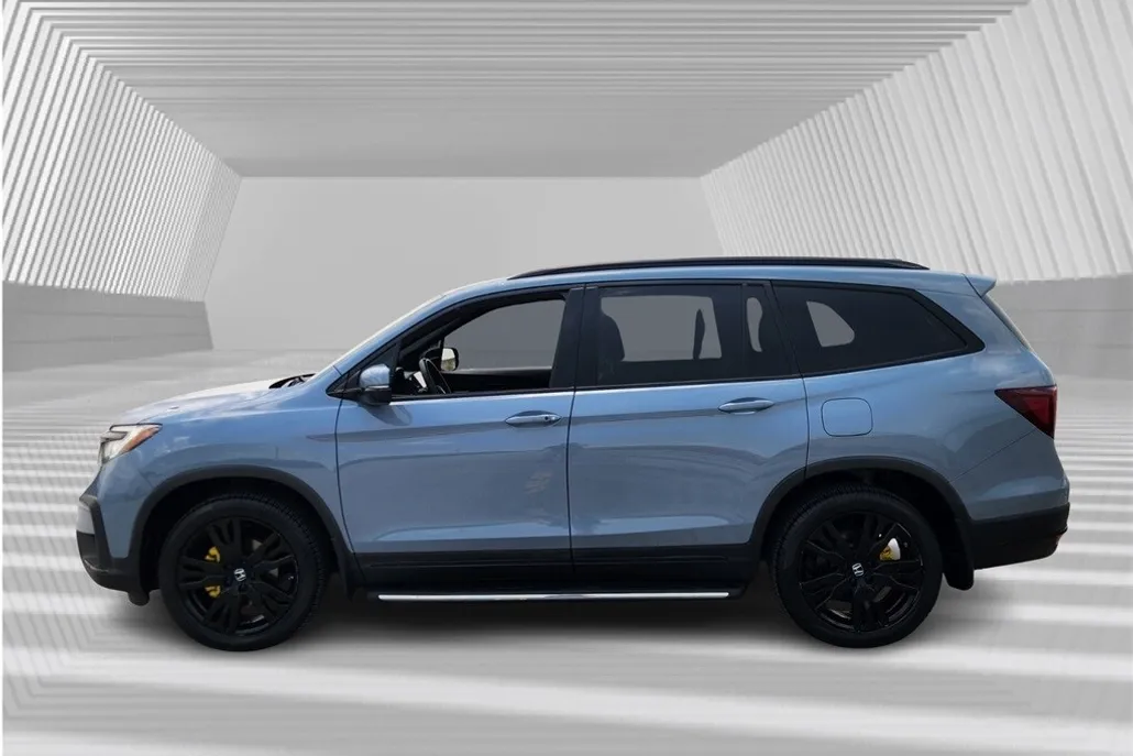 2022 Honda Pilot Black Edition photo 1