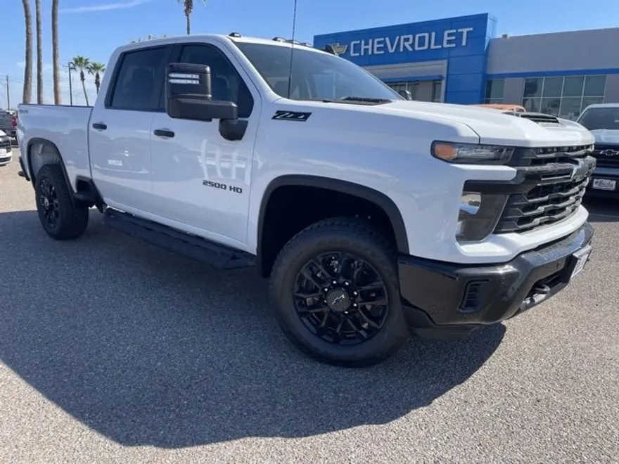 2026 Chevrolet Silverado 2500HD Custom photo 1