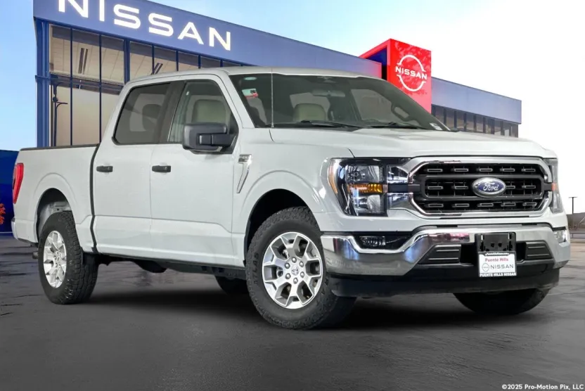 2023 Ford F-150 XLT photo 1