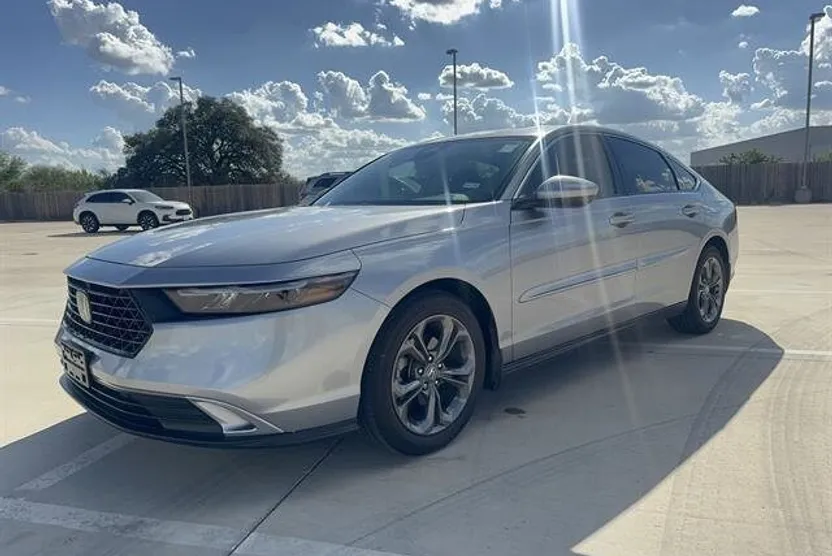 2023 Honda Accord EX photo 1