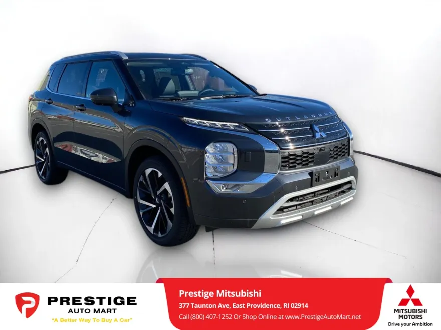 2024 Mitsubishi Outlander SEL photo 1