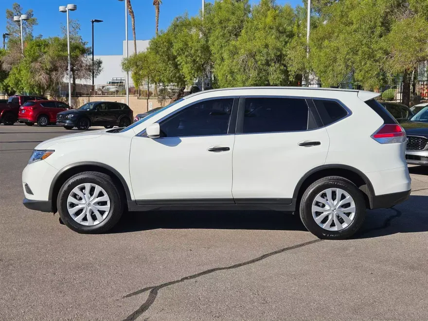2016 Nissan Rogue S photo 1