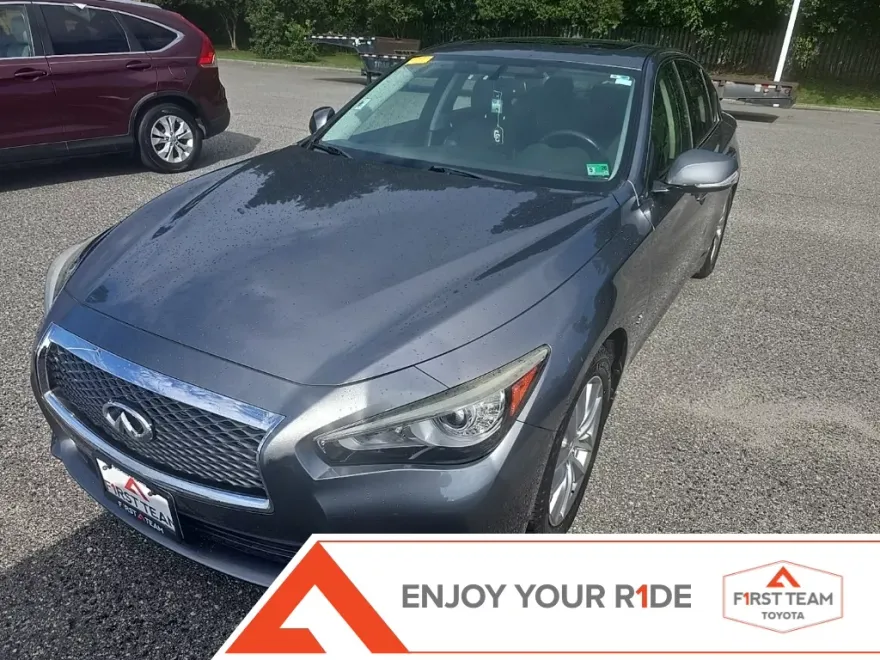 2016 Infiniti Q50 2.0t Premium AWD photo 1