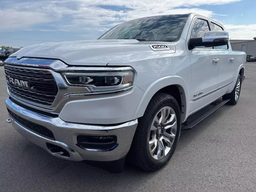 2023 Ram 1500 Limited photo 1