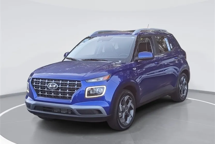 2024 Hyundai Venue Limited photo 1