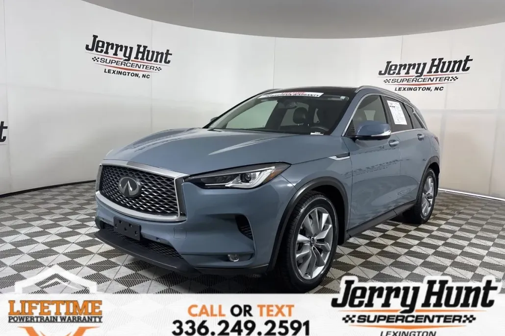 2022 Infiniti QX50 Essential photo 1