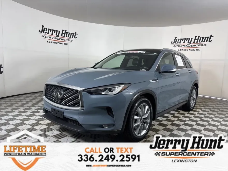 2022 Infiniti QX50 Essential photo 1