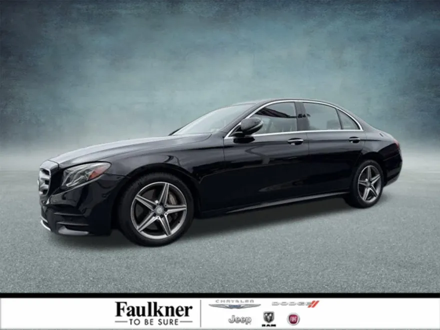 2017 Mercedes Benz E 300 4MATIC Sedan photo 1