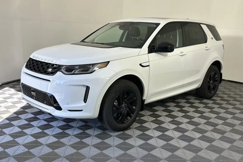 2025 Land Rover Discovery Sport S photo 1