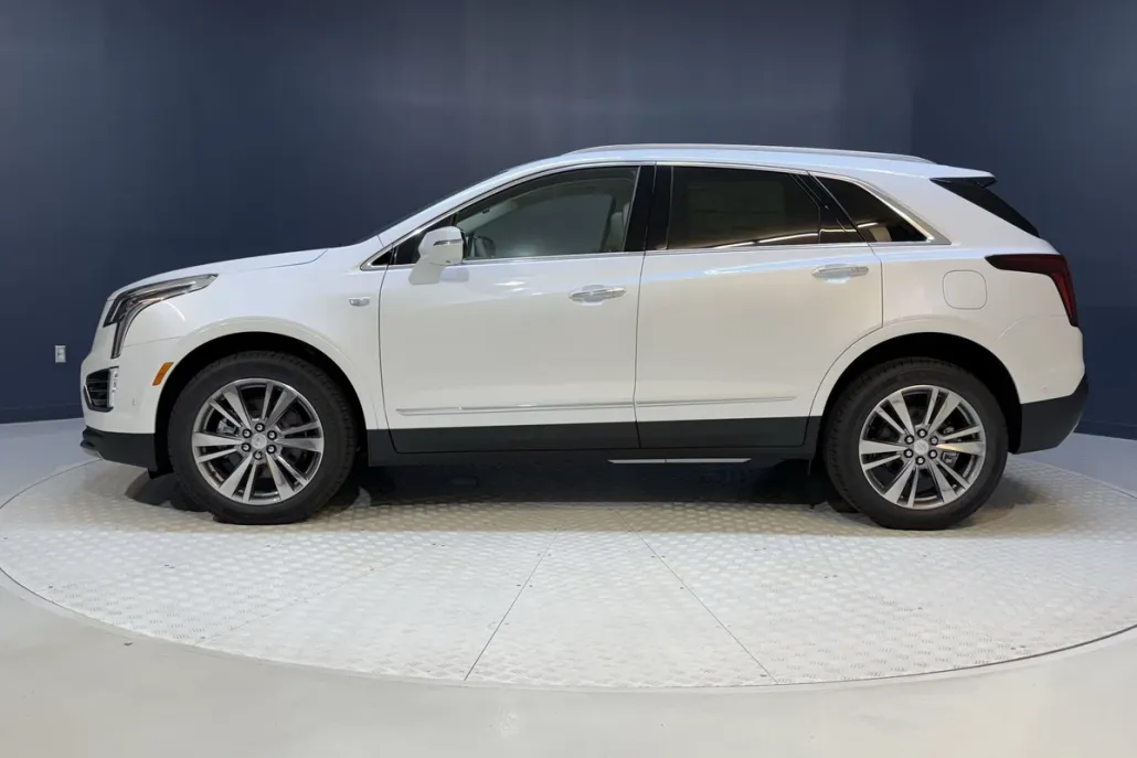 2025 Cadillac XT5 Premium Luxury photo 1