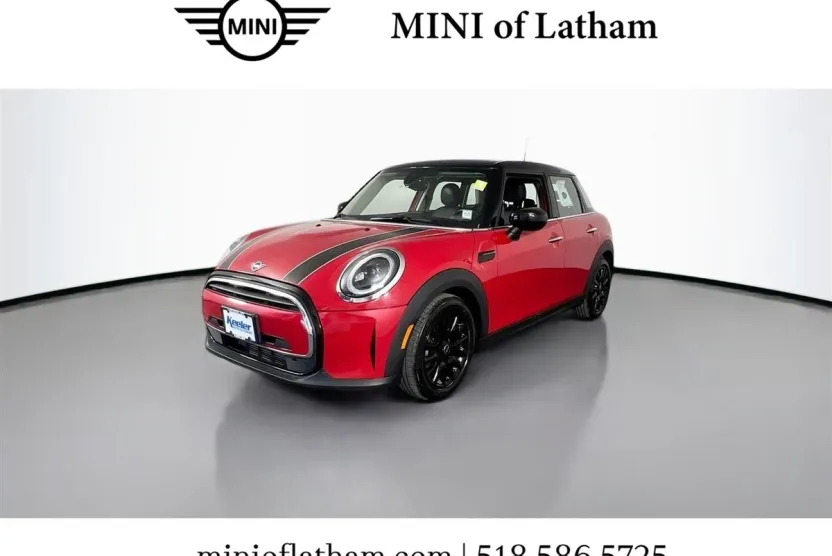 2023 Mini Cooper 4 Door Hardtop photo 1