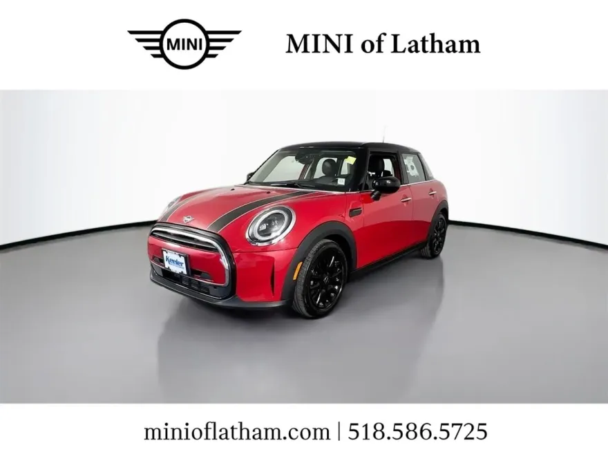 2023 Mini Cooper 4 Door Hardtop photo 1