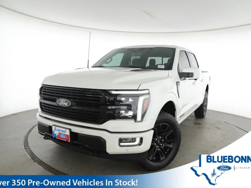 2025 Ford F-150 Platinum photo 1