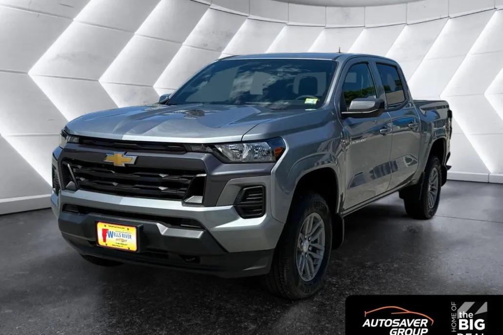 2026 Chevrolet Colorado LT photo 1