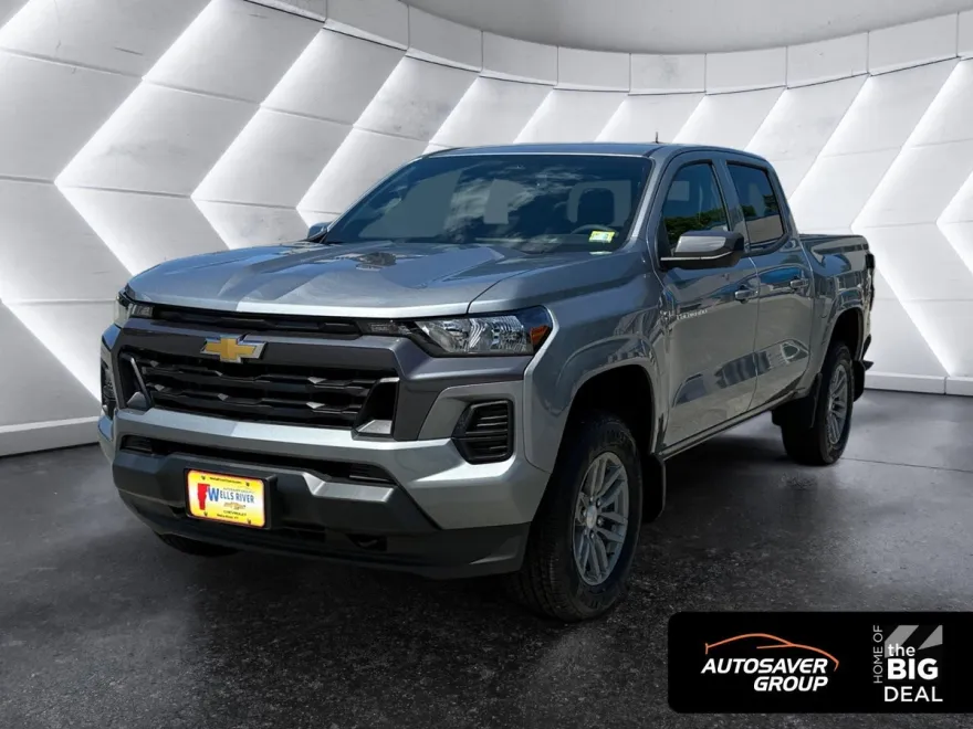 2026 Chevrolet Colorado LT photo 1