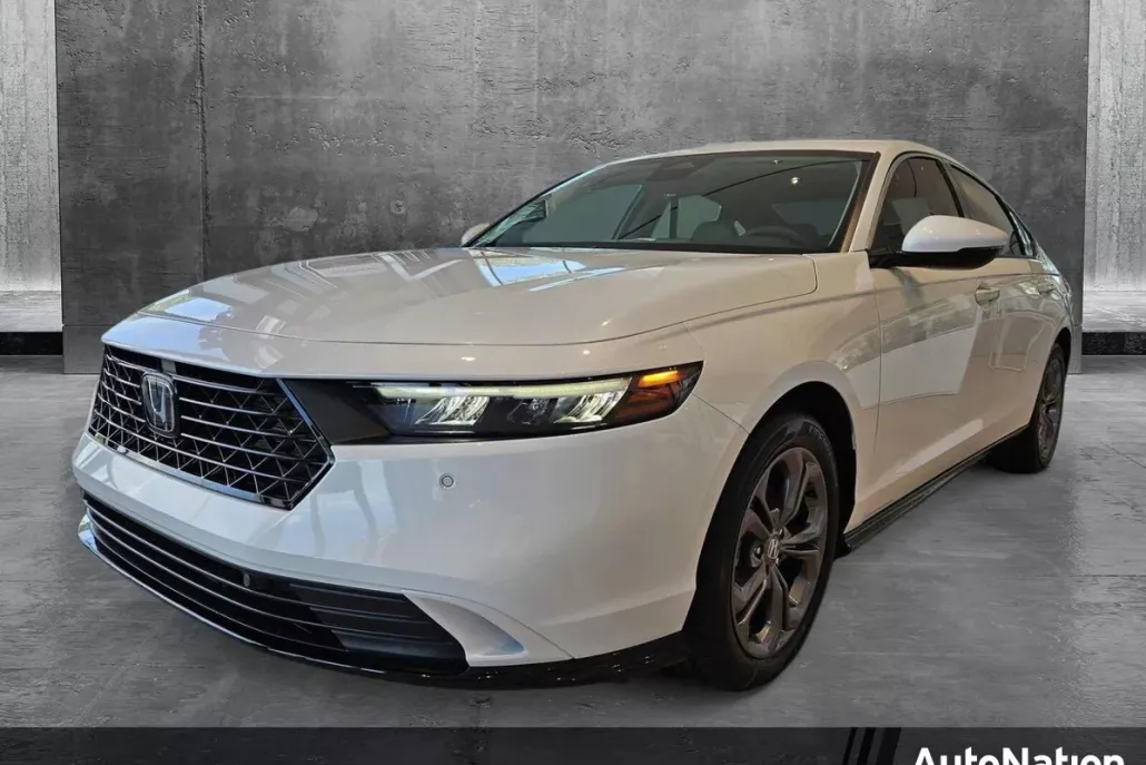 2025 Honda Accord Hybrid EX-L photo 1