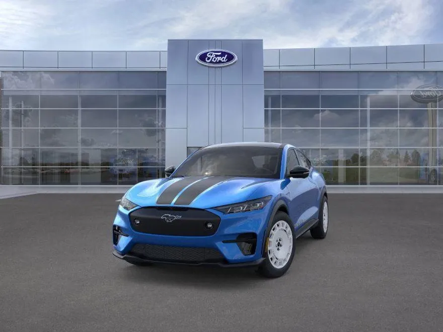 2025 Ford Mustang Mach-E GT photo 1