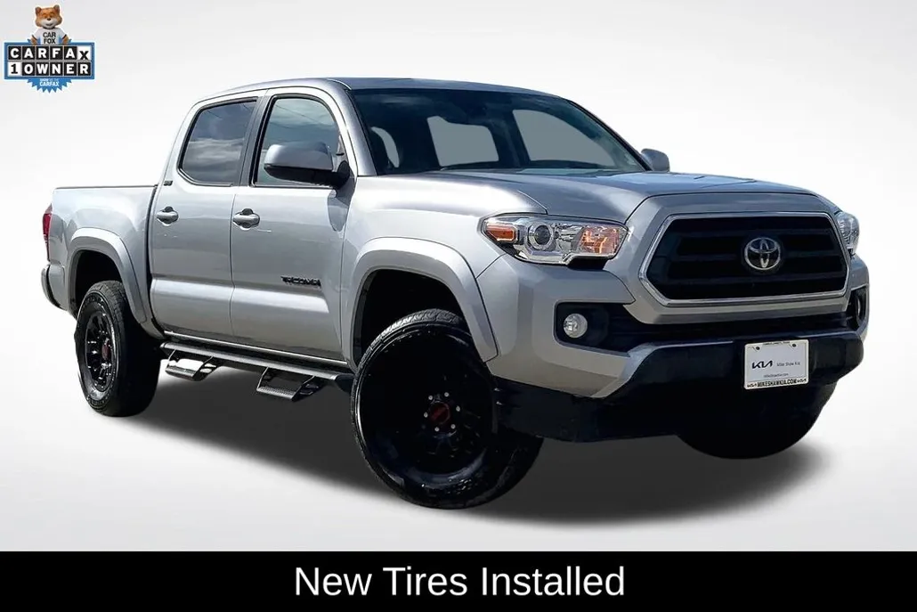 2021 Toyota Tacoma SR5 photo 1