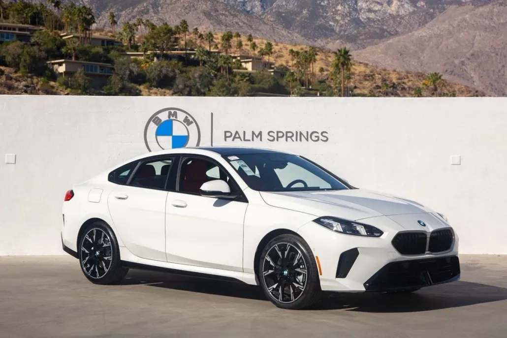 2025 Bmw 228i photo 1