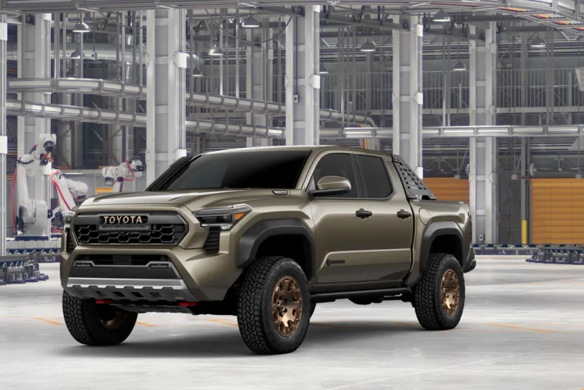 2025 Toyota Tacoma Trailhunter photo 1