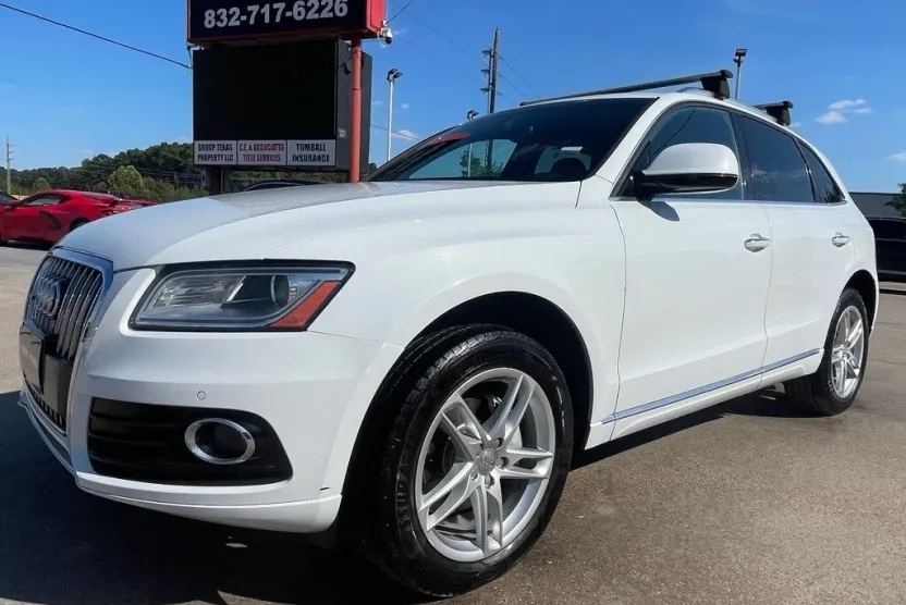 2016 Audi Q5 2.0T Premium photo 1