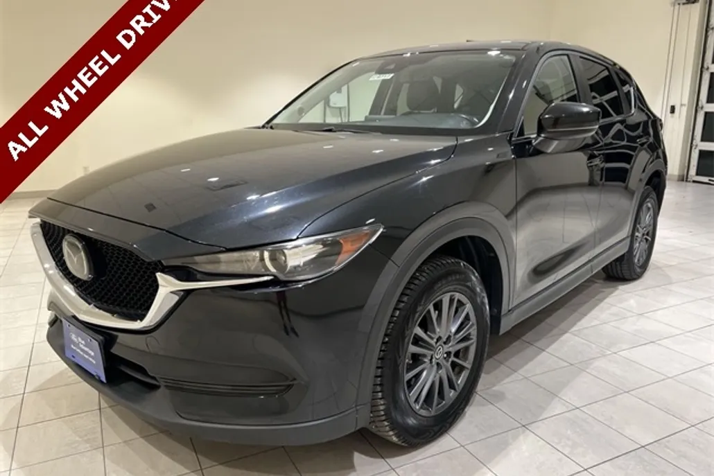2019 Mazda CX-5 Touring photo 1