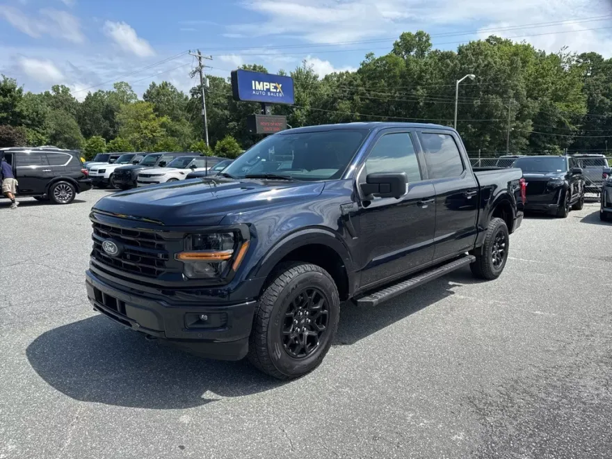 2025 Ford F-150 XLT photo 1